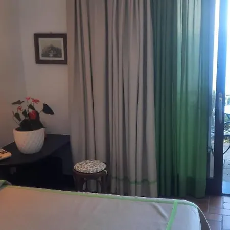 La Giada Del Mesco Hotel 3*