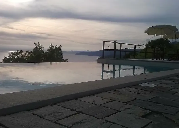 La Giada Del Mesco Hotel 3*